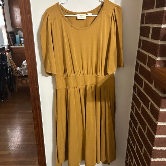 Maeve by Anthropologie size XL Mustard Midi Dress - Picture 1 of 5